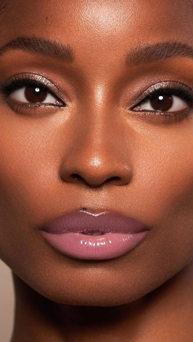 Lawless Forget the Filler Lip Plumping Line Smoothing Gloss - Daisy Pink - Premium Volumizing Lippen-Gloss mit natürlichen Inhaltsstoffen zum Füllen, Straffen und Hydratisieren der Lippen, 0,11 oz