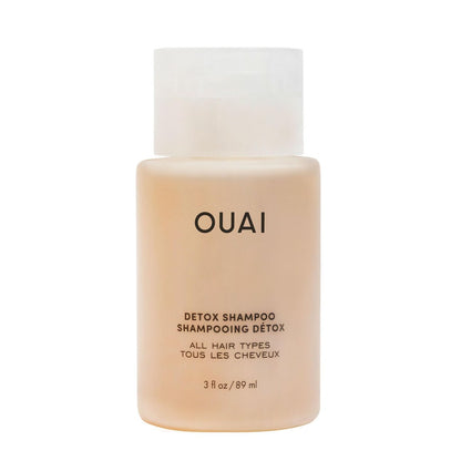 OUAI Detox Shampoo Reisegröße - Klärendes Shampoo gegen Ablagerungen, Schmutz, Öl, Produktrückstände und hartes Wasser - Apfelessig & Keratin für sauberes, erfrischtes Haar - Sulfatfreie Haarpflege (90 ml)