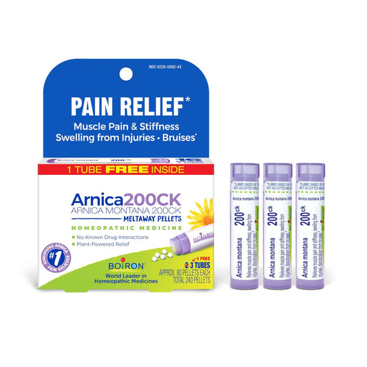 Boiron Arnica Montana 200CK Homöopathisches Arzneimittel zur Schmerzlinderung, Muskelkater & Steifheit, Schwellungen nach Verletzungen & Blutergüsse - 3 Packungen (240 Kügelchen)