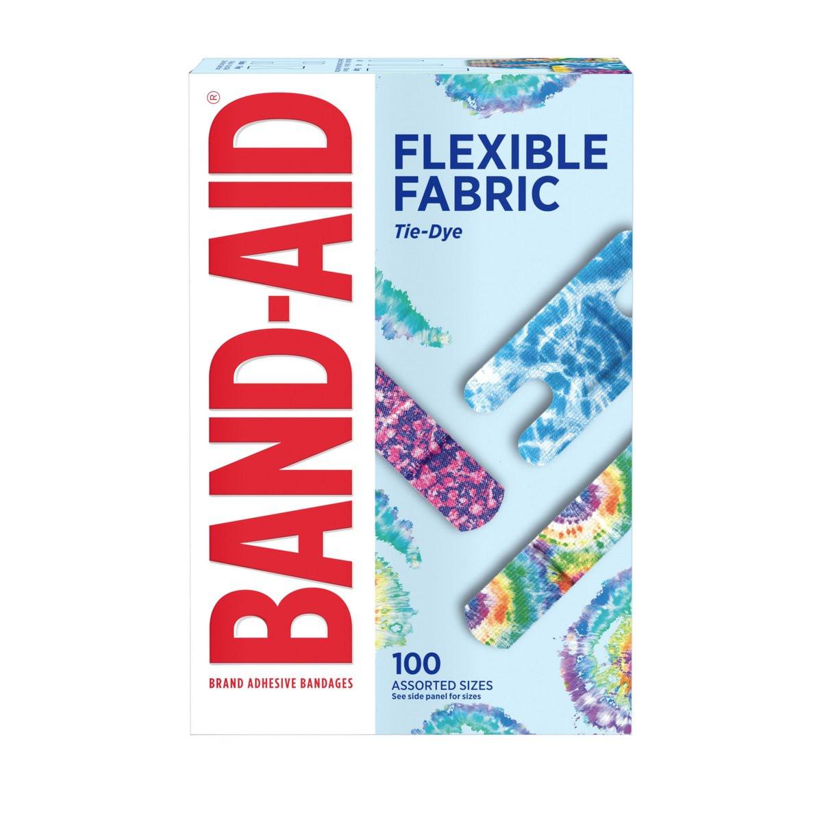 BAND-AID Flexible Fabric Pflaster, Steriler Wundschutz für kleine Schnitte, Schrammen & Verbrennungen, Erste-Hilfe-Set-Essential, lustige Tie-Dye-Designs, verschiedene Größen, 100 Stück
