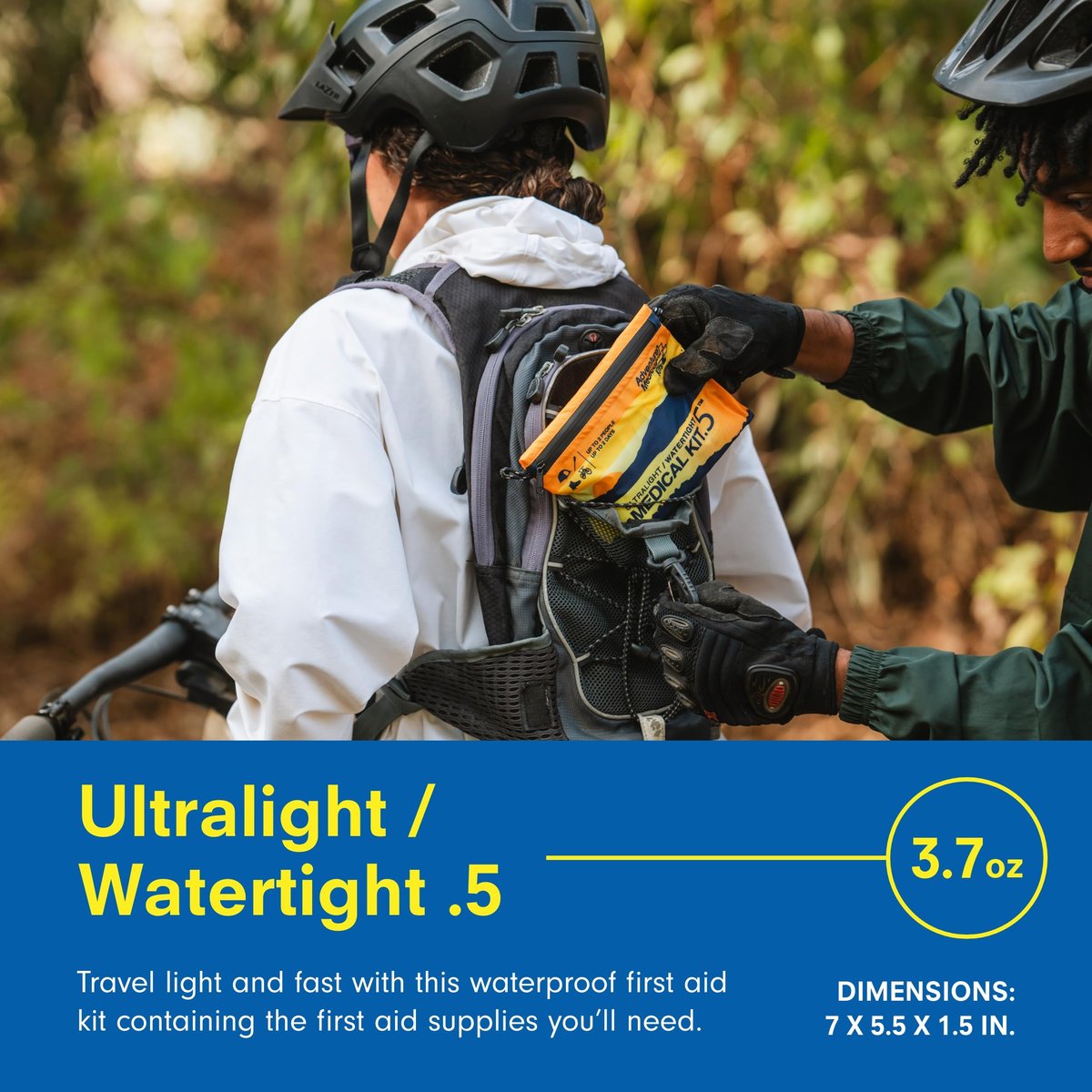 Adventure Medical Kit Ultralight/Watertight Notfallset .5 – Für bis zu 2 Personen, bis zu 2 Tage – Inklusive Verbände, Blasenpflaster & mehr – Perfekt zum Wandern, Radfahren & Klettern