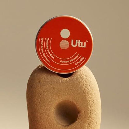 UTU Hydrating Sun Balm SPF 50 – Mineralischer Sonnenschutz für Gesicht & Lippen mit Vitamin E, Schneepilz & Ceramid NP, Riffischer, Tierversuchsfrei (20 g | 0,7 oz)