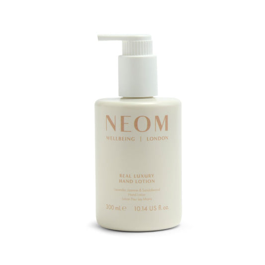 Neom Real Luxury Hand Lotion, 300ml | Lavendel, Jasmin & Sandelholz | 24 ätherische Öle | 100% natürliche Düfte | 100% recycelbare Flasche | Feuchtigkeitsspendend & Pflegend
