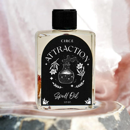 CIRCE Attraction Spell Oil – Magnetische Energie, Positivität & Liebe anziehen – für Bäder, Rituale und als Duft – mit Rosenblättern, Zimtchips und Traubenkernöl – 15 ml