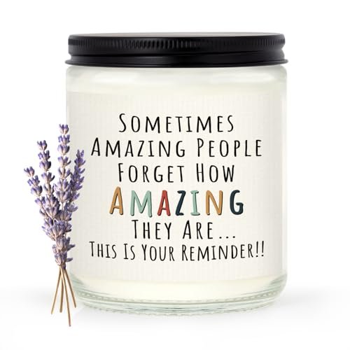 Craftique Geschenke für Frauen, Geburtstagsgeschenke für Frauen – Du bist großartig Kerze – Freundschaft/Dankeschön/Inspirationsgeschenk für Frau, Freundin, Lehrerin, Mama, Freundin, Schwester, beste Freundin – Lavendel