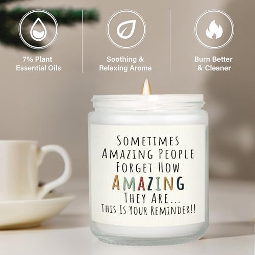 Craftique Geschenke für Frauen, Geburtstagsgeschenke für Frauen – Du bist großartig Kerze – Freundschaft/Dankeschön/Inspirationsgeschenk für Frau, Freundin, Lehrerin, Mama, Freundin, Schwester, beste Freundin – Lavendel