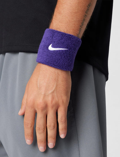 Nike Unisex Adult Swoosh Classic Schweißband 2er-Pack – Court Purple/Weiß, One Size