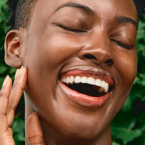 Clarins Multi-Active Tagescreme SPF 15 mit Niacinamid | Glättet feine Linien | Strafft sichtbar die Poren | Ebenmäßiger Teint und Textur | Fördert den Glow | Stärkt die Feuchtigkeitsbarriere | Alle Hauttypen | 48 ml