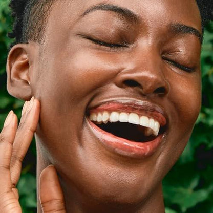 Clarins Multi-Active Tagescreme SPF 15 mit Niacinamid | Glättet feine Linien | Strafft sichtbar die Poren | Ebenmäßiger Teint und Textur | Fördert den Glow | Stärkt die Feuchtigkeitsbarriere | Alle Hauttypen | 48 ml