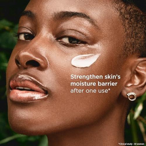 Clarins Multi-Active Tagescreme SPF 15 mit Niacinamid | Glättet feine Linien | Strafft sichtbar die Poren | Ebenmäßiger Teint und Textur | Fördert den Glow | Stärkt die Feuchtigkeitsbarriere | Alle Hauttypen | 48 ml