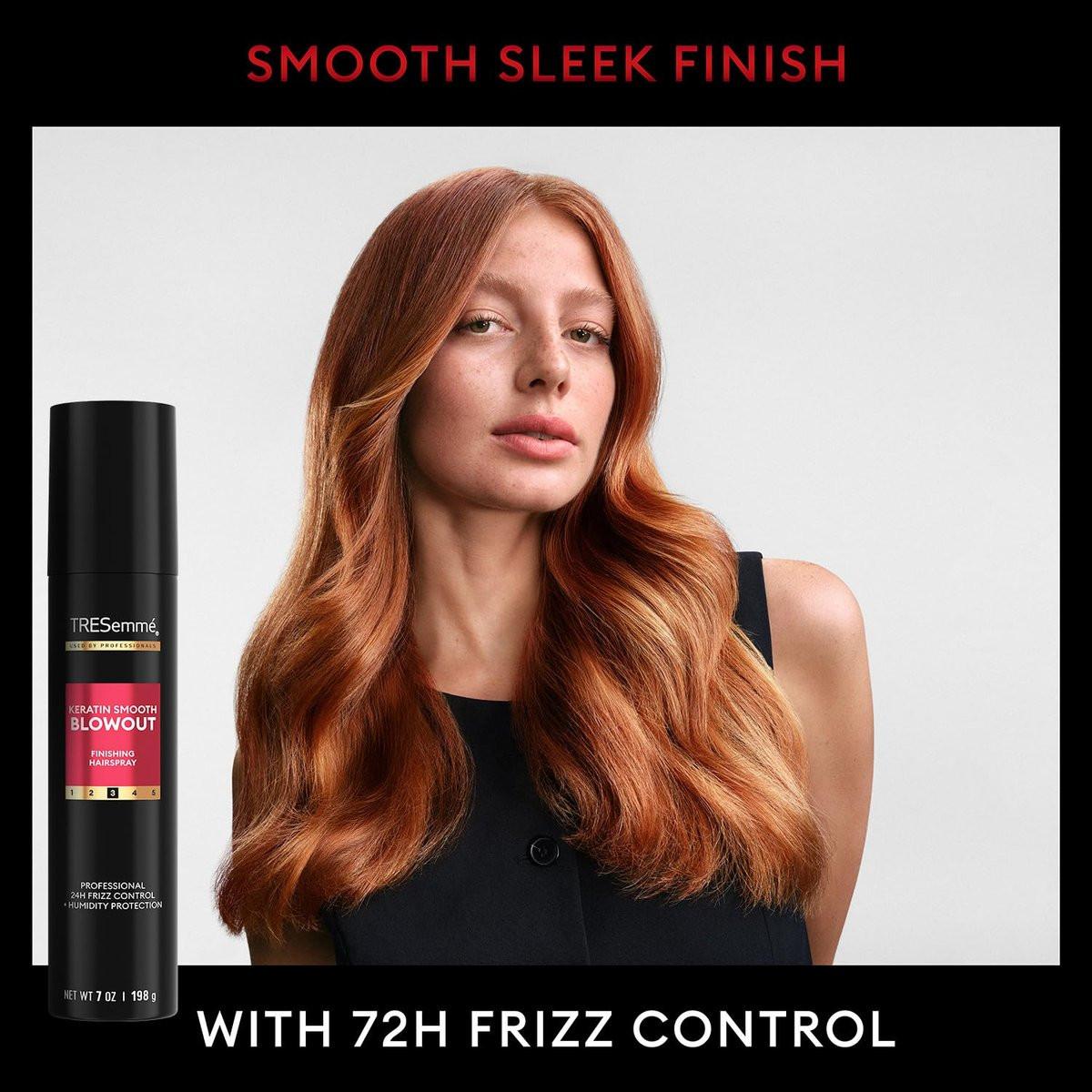 TRESemmé Keratin Smooth Blowout Haarstyling Set – Mousse + Finishing Spray & Hitzeschutzspray, Frizz-Kontrolle