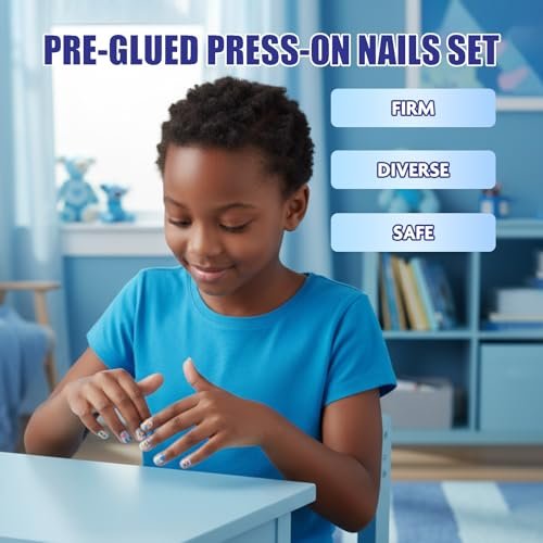 Disney Stitch 84-teiliges Glitzer-Glamour-Metallic-Aufklebenägel Set – Künstliche Fake-Nägel für Kinder, Mädchen und Tweens ab 6 Jahren von Townley Girl