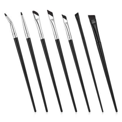 7-teiliges Set abgewinkelte Eyeliner-Pinsel – ultradünne Augenbrauen- und Concealer-Pinsel in Schwarz