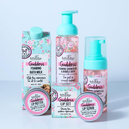 Bella & Bear Spa-Geschenkset für Mädchen & Teenager – Beauty Mystery Box im Wert von über 90 € – 10–12 Bade-, Körper- & Hautpflegeprodukte in voller Größe & Reisegröße – Geburtstags- & Weihnachtsgeschenk