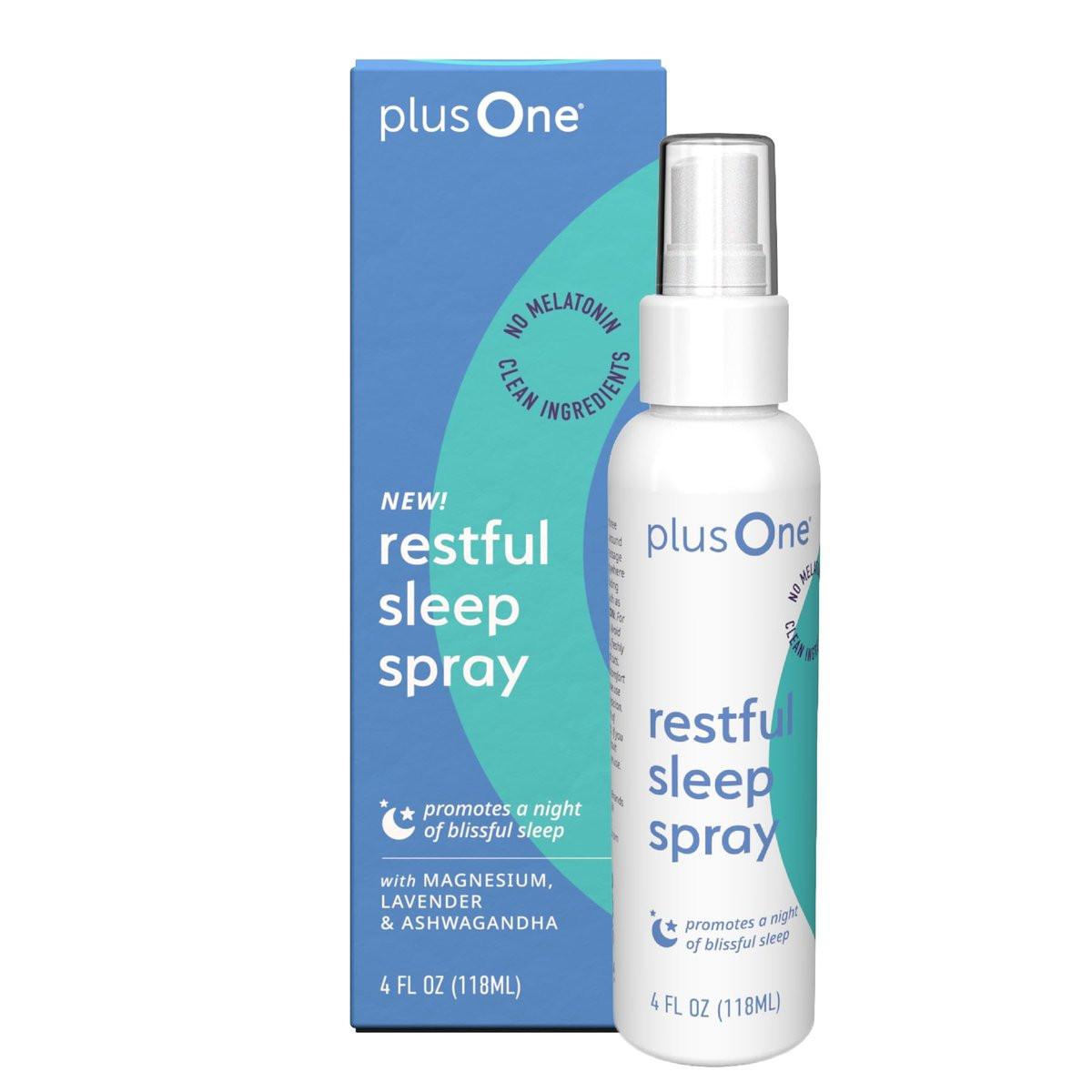 Plus One Blissful Sleep Spray – Magnesium, Lavendel & Ashwagandha für Entspannung, Ruhe & erholsamen Schlaf – Hormonfrei, Duftneutral, Wechseljahre-freundliches Aromatherapie-Mist