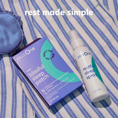 Plus One Blissful Sleep Spray – Magnesium, Lavendel & Ashwagandha für Entspannung, Ruhe & erholsamen Schlaf – Hormonfrei, Duftneutral, Wechseljahre-freundliches Aromatherapie-Mist