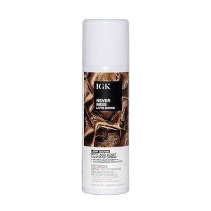 IGK NEVER MISS Root & Scalp Touch-Up Spray – Hellbraun | Temporärer Grauhaar-Ansatz-Kaschierer für dünner werdendes Haar | Wasserfest, schweißresistent, kein Abblättern | Mit Biotin, Rosmarin & Squalan | 60 ml