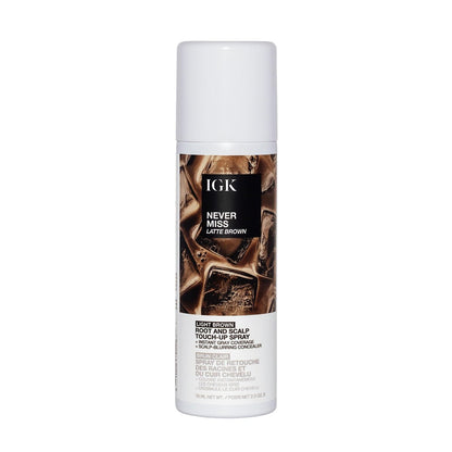 IGK NEVER MISS Root & Scalp Touch-Up Spray – Hellbraun | Temporärer Grauhaar-Ansatz-Kaschierer für dünner werdendes Haar | Wasserfest, schweißresistent, kein Abblättern | Mit Biotin, Rosmarin & Squalan | 60 ml