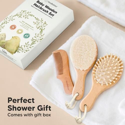 Baby Haarbürsten-Set für Neugeborene – Weiche Ziegenhaar-Bürste und Kamm aus Holz, Sanftes Pflegeset für Milchschorf, Langlebig & Schonend, Unisex, Baby-Grundausstattung (Klein, Walnuss)