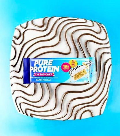 Pure Protein Zig Zag Cake Proteinriegel – 19g Protein, 3g Zucker, 190 Kalorien (4er Pack) – Zuckerarmer* High-Protein Snack, Glutenfrei – Perfekt für einen gesunden Snack