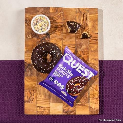 Quest Nutrition Bake Shop, Schokoladen-Glasierte Donuts, 14g Protein, Weniger als 1g Zucker, Protein Snack, Zuckerarm, 4er Pack
