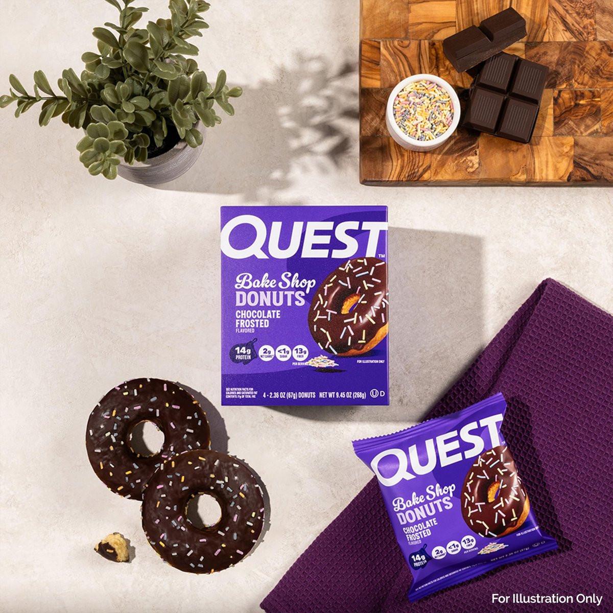 Quest Nutrition Bake Shop, Schokoladen-Glasierte Donuts, 14g Protein, Weniger als 1g Zucker, Protein Snack, Zuckerarm, 4er Pack