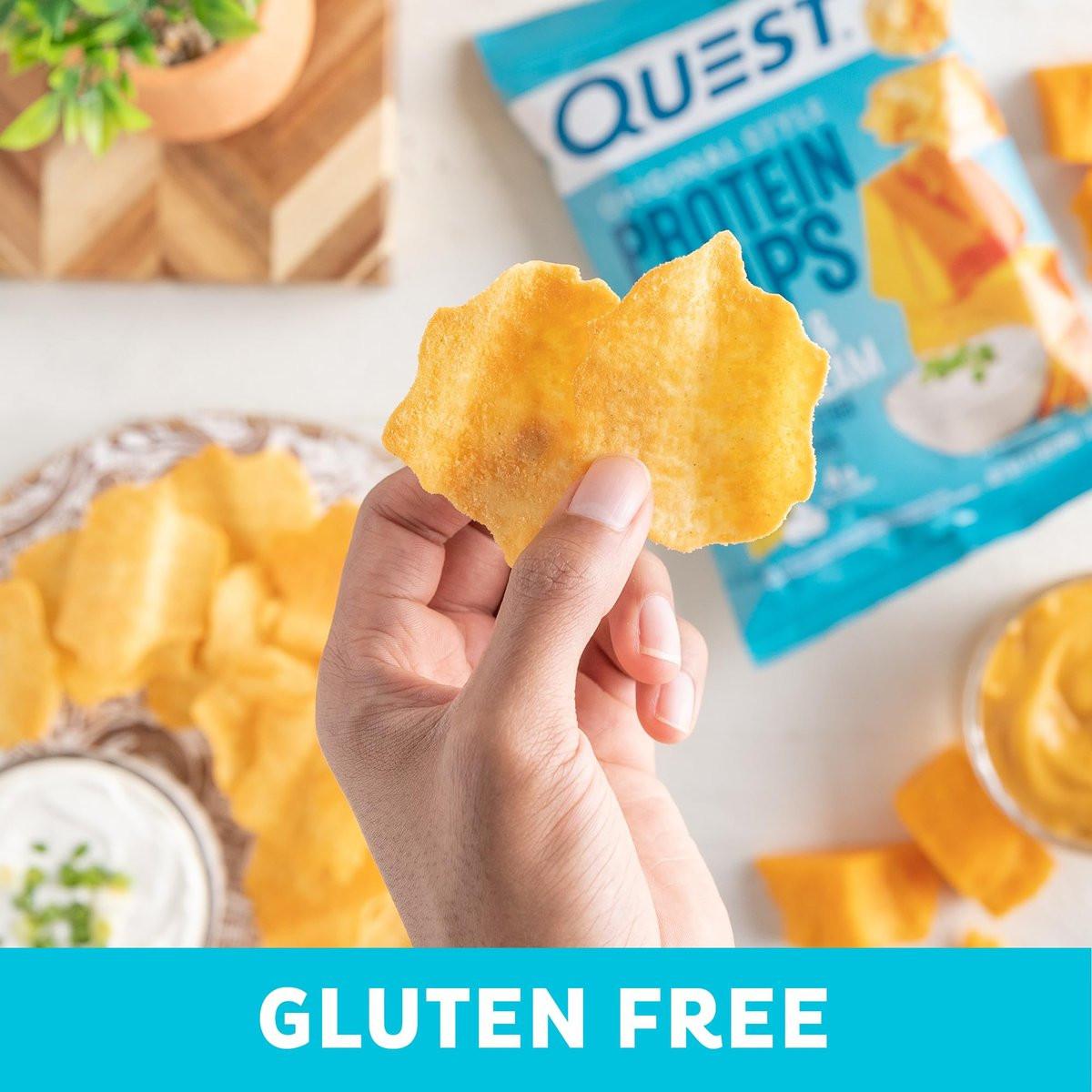 Quest Nutrition Cheddar & Sour Cream Protein Chips, 19g Protein, 4g Netto-Kohlenhydrate, Low Carb, Glutenfrei, 1,1 oz, 4er-Pack