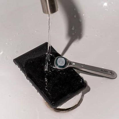 GALLINE Carbon Blade Saver Pad (Schwarze, verbesserte Version) – Verlängert die Rasierklingenlebensdauer um bis zu 12x, Kompatibel mit Gillette Mehrklingenrasierern, Hergestellt in Korea.
