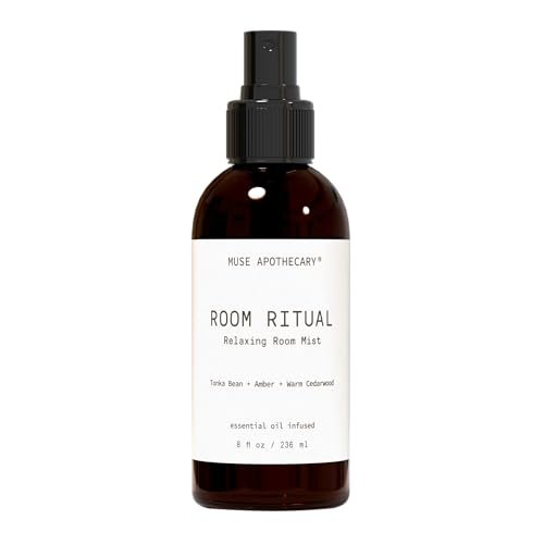 Muse Apothecary Room Ritual - Aromatischer und entspannender Raumnebel mit natürlichen ätherischen Ölen - 240 ml, Tonkabohne + Amber + Warmes Zedernholz