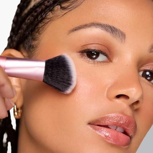 Real Techniques Full Beat Makeup Brush Set – 4-teiliges Pinselset für Foundation, Concealer, Rouge, Contour, Highlighter & Puder – Reiseset mit weichen UltraPlush-Borsten, tierversuchsfrei