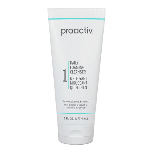 Proactiv Daily Foaming Cleanser – Reinigender Gesichtsschaum für zu Akne neigende Haut, Öl- & Make-up-Entferner, aufhellender Gesichtsreiniger, parabenfrei, bekämpft dunkle Flecken nach Akne, 177 ml