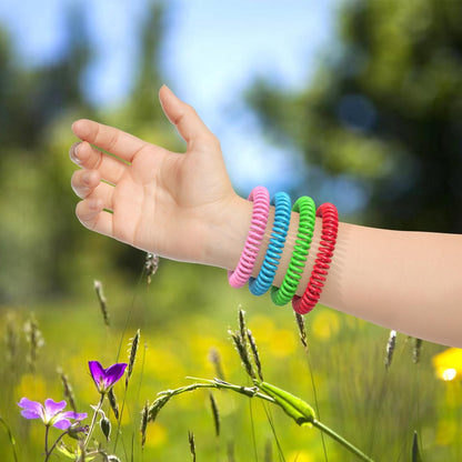 BuggyBands 25er-Pack Mückenarmbänder für Erwachsene & Kinder – Natürliche DEET-freie Bänder, einzeln verpackt