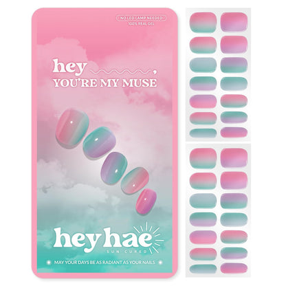 Heyhae Semi Cured Gel-Nagelstreifen – Keine LED-Lampe nötig, Pink Regenbogen, einfaches Auftragen & Entfernen, Salonqualität – 28 Streifen, 2 Vorbereitungspads, Nagelfeile & Holzstab – „Hey, You're My Muse“