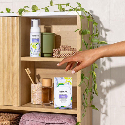 Honey Pot - Intimwaschgel - Kräuterinfusion – Nicht kühlend - Für empfindliche Hauttypen - pH-ausgeglichene pflanzliche Hygiene - Beruhigend - 163 ml