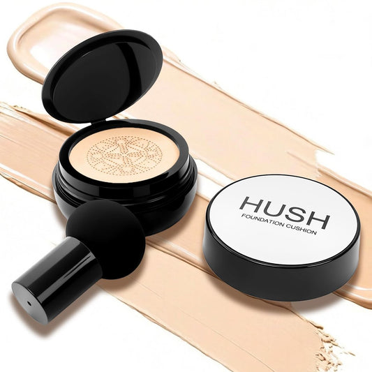 Hush Make-up Foundation – Leuchtende Foundation für reife Haut mit Pilz-Applikator, Hyaluronsäure & Peptiden, leichte Deckkraft, natürlicher Farbton